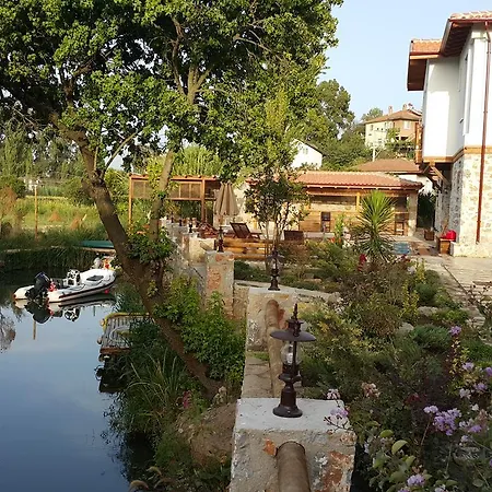 Ucurtma Hotel