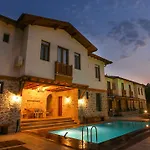 Ucurtma Hotel 3*